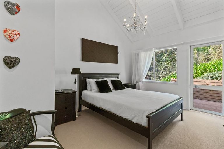 Photo of property in 51 Mount Avenue, Pauanui, Hikuai, 3579