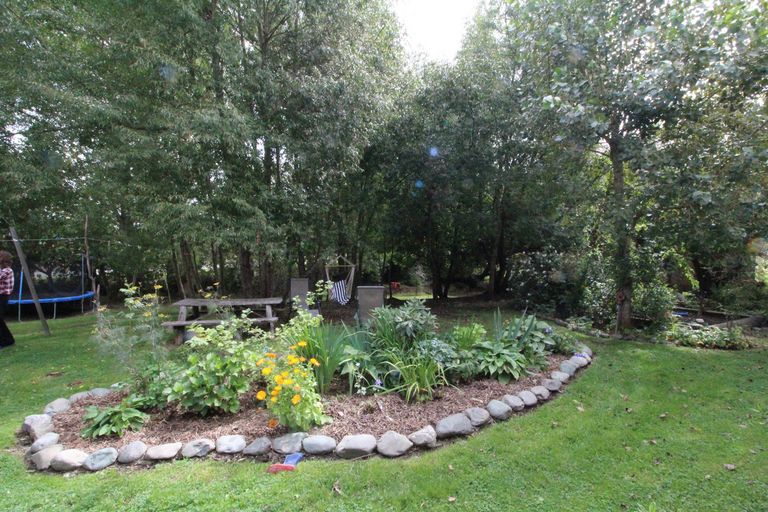 Photo of property in 21 Farm Street, Lumsden, 9730