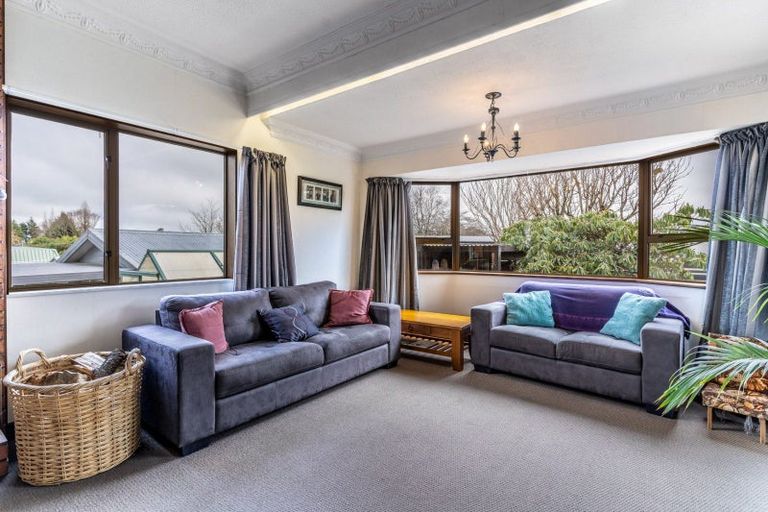 Photo of property in 14 Hamilton Avenue, Winton, 9720