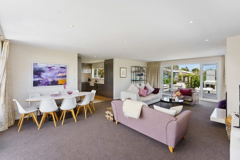 Photo of property in 26 Rauparaha Street, Waikanae Beach, Waikanae, 5036