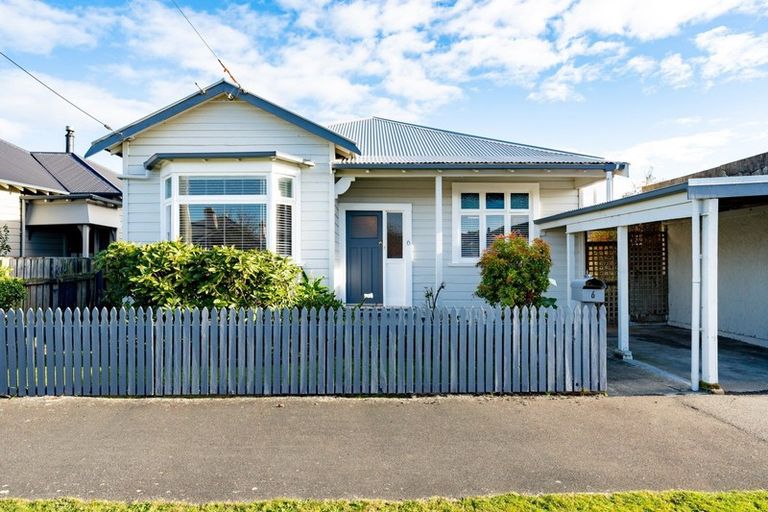 Photo of property in 6 Alma Street, Saint Kilda, Dunedin, 9012