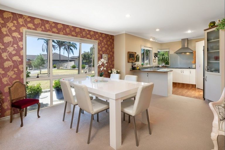 Photo of property in 43 Matene Place, Papamoa Beach, Papamoa, 3118
