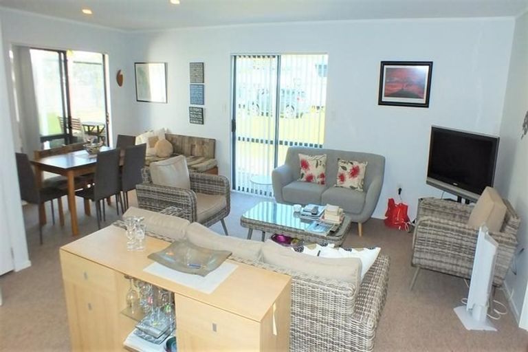 Photo of property in 156 Harbour Drive, Matarangi, Whitianga, 3592