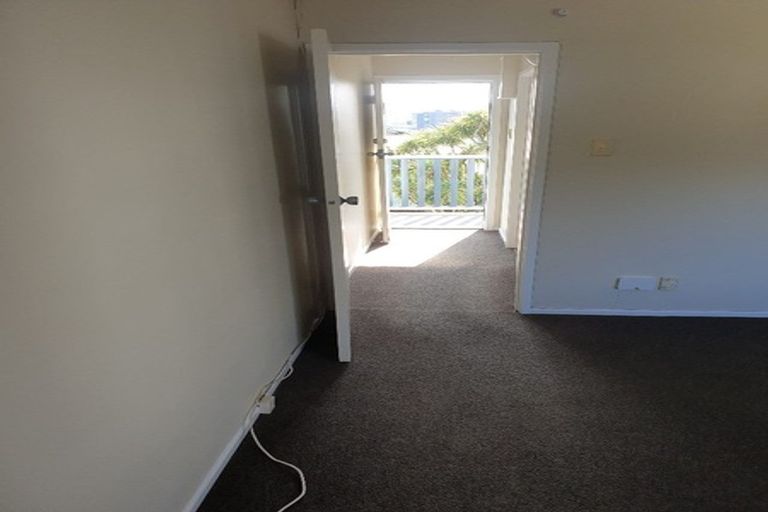 Photo of property in 9/52 Russell Terrace, Berhampore, Wellington, 6023