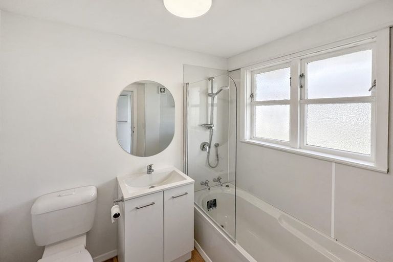 Photo of property in 2 Totara Street, Trentham, Upper Hutt, 5018