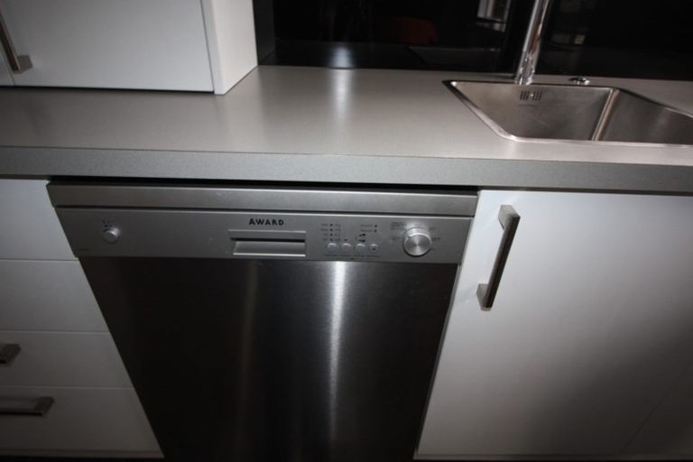 Photo of property in 12 Raglan Avenue, Cloverlea, Palmerston North, 4412