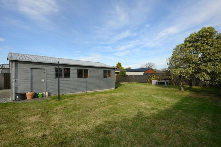 Photo of property in 4 Dunedin Street, Redwood, Christchurch, 8051