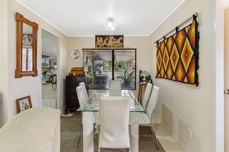 Photo of property in 11 Sheriff Place, Randwick Park, Auckland, 2105
