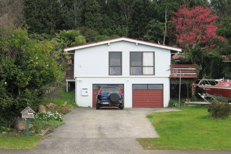 Photo of property in 109 Park Avenue, Whangamata, 3620