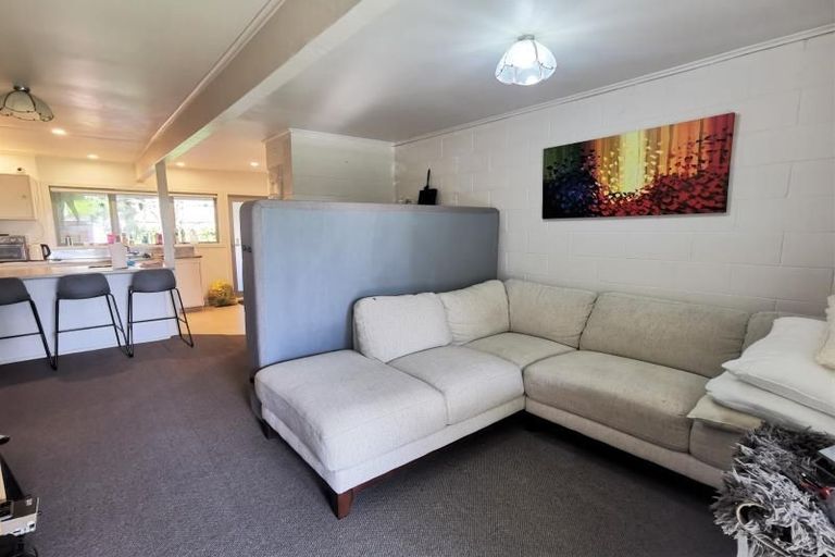 Photo of property in 4/41a Tramway Road, Beach Haven, Auckland, 0626