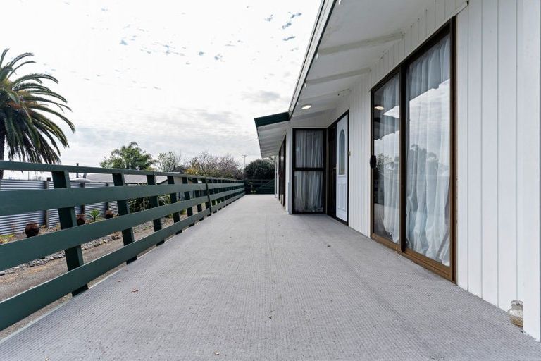 Photo of property in 16 Bayview Street, Te Puke, 3119