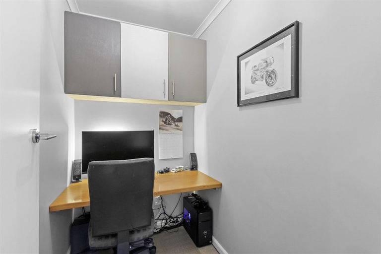 Photo of property in 99 Isleworth Road, Bishopdale, Christchurch, 8053