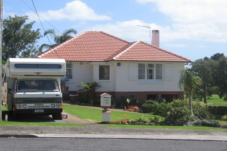 Photo of property in 10 Empire Road, Devonport, Auckland, 0624