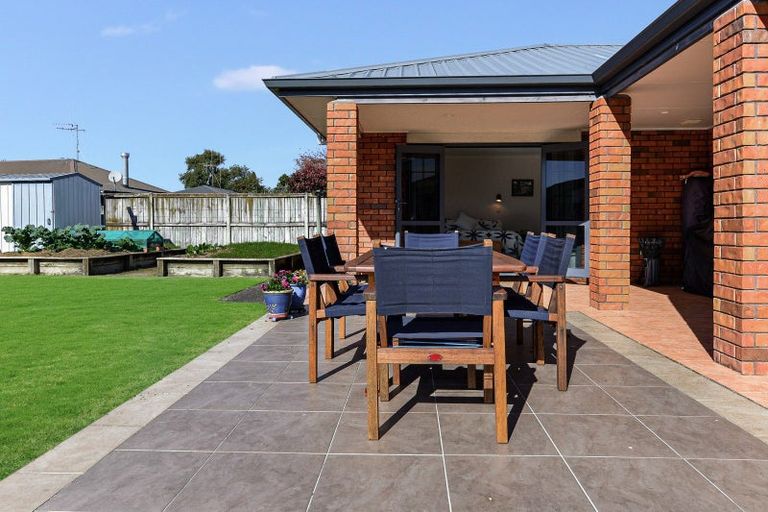 Photo of property in 10 Guildford Place, Rototuna North, Hamilton, 3210