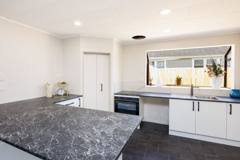 Photo of property in 4 Ngarimu Street, Roslyn, Palmerston North, 4414