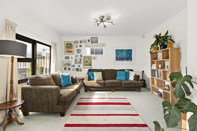 Photo of property in 10 Moselle Street, Island Bay, Wellington, 6023