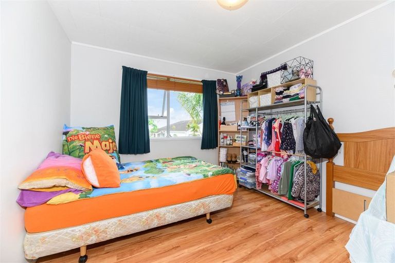 Photo of property in 91 Sunnyside Road, Sunnyvale, Auckland, 0612