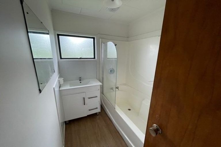 Photo of property in 195 Mahia Road, Wattle Downs, Auckland, 2103