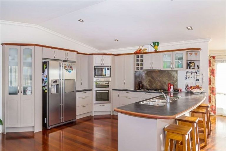 Photo of property in 44 Brightside Road, Stanmore Bay, Whangaparaoa, 0932