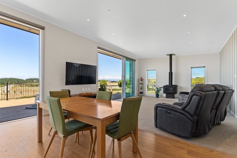 Photo of property in 12 Tiro Kina Road, Tasman, Upper Moutere, 7175