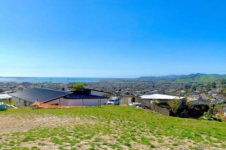 Photo of property in 2/9 Valhalla Drive, Beach Haven, Auckland, 0626