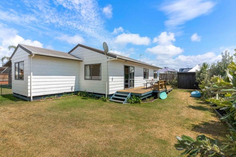 Photo of property in 129b Barbara Avenue, Whangamata, 3620