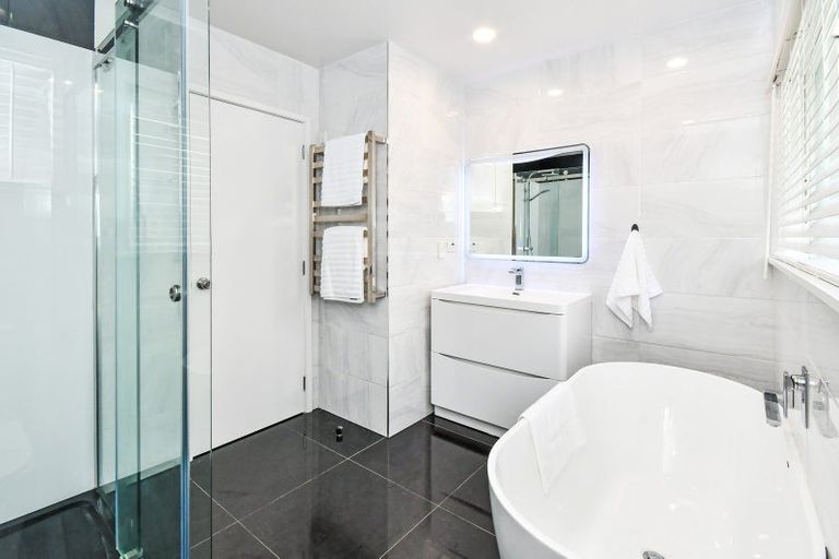 Photo of property in 10 Kavanagh Place, Opaheke, Papakura, 2113