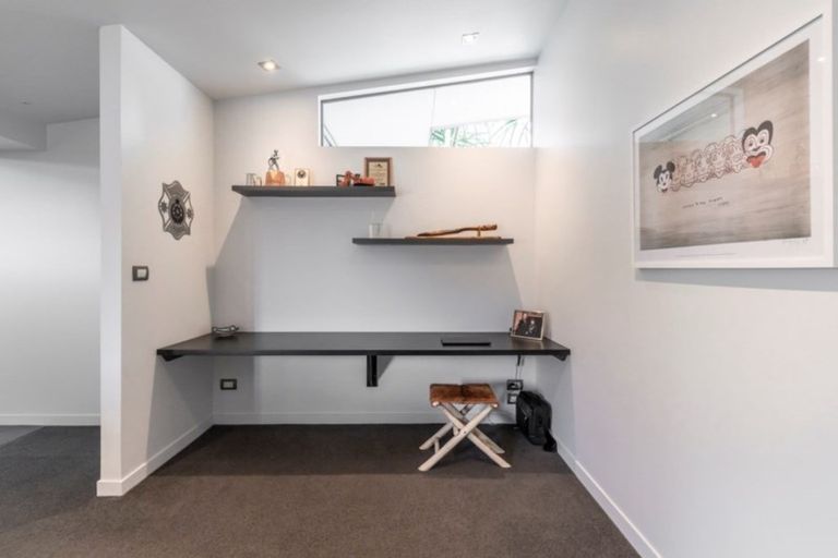 Photo of property in 8 Sherwood Downs Drive, Horsham Downs, Hamilton, 3281