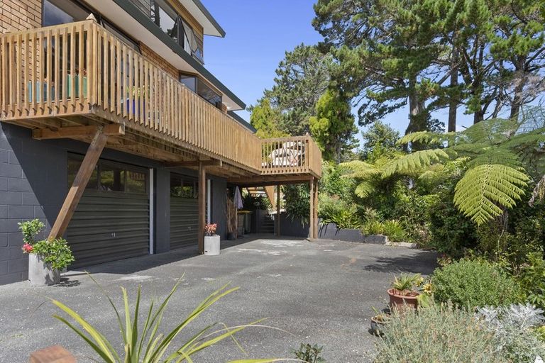 Photo of property in 139 Attwood Road, Paremoremo, Auckland, 0632