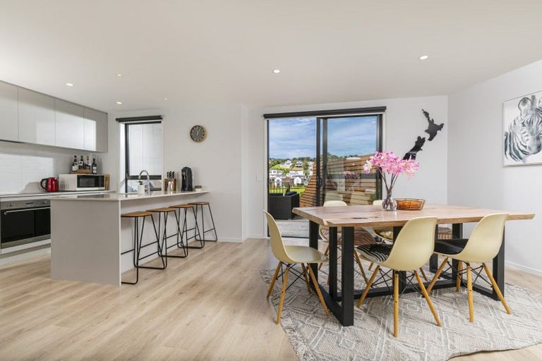 Photo of property in 105 Bonair Crescent, Silverdale, 0932