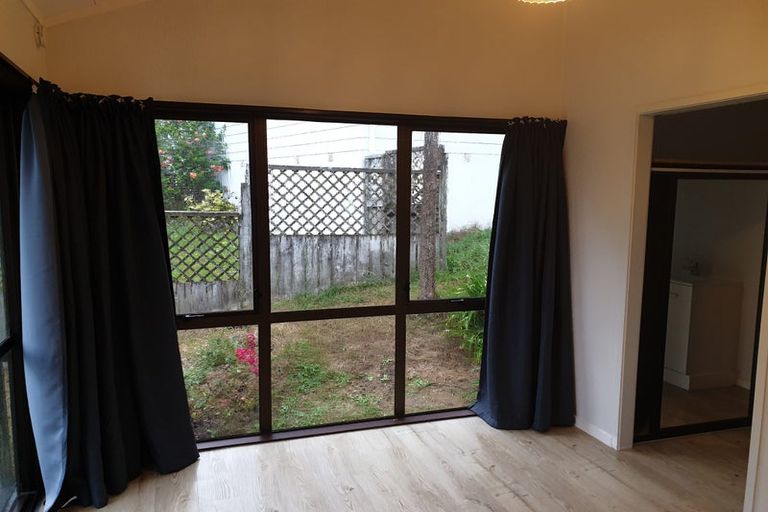 Photo of property in 1/72 Stredwick Drive, Torbay, Auckland, 0630