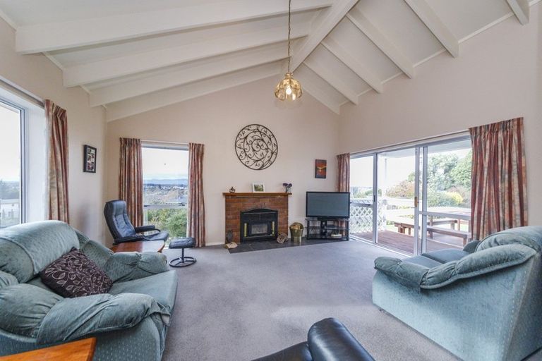 Photo of property in 10 Sunrise Heights, Feilding, 4702