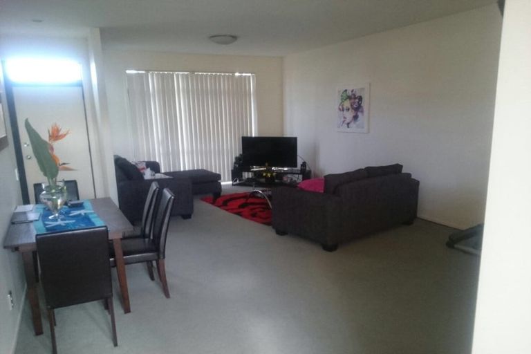 Photo of property in 55/2 Armoy Drive, East Tamaki, Auckland, 2016