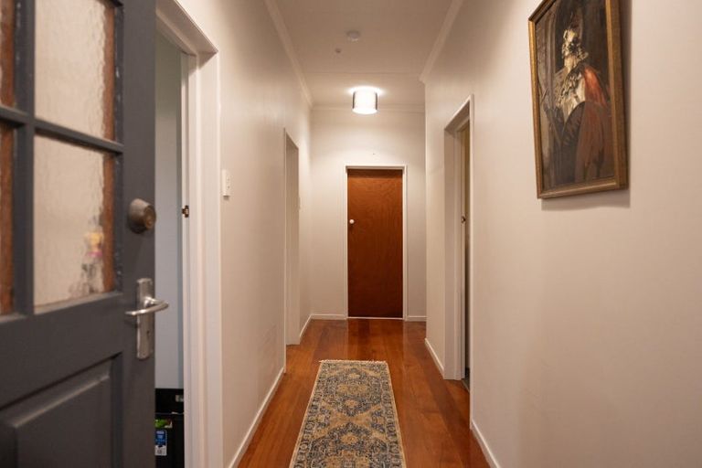 Photo of property in 43 College Street, Awapuni, Palmerston North, 4412