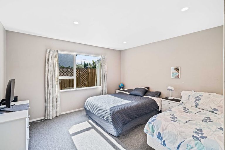 Photo of property in 3 Hamish Place, Westmorland, Christchurch, 8025