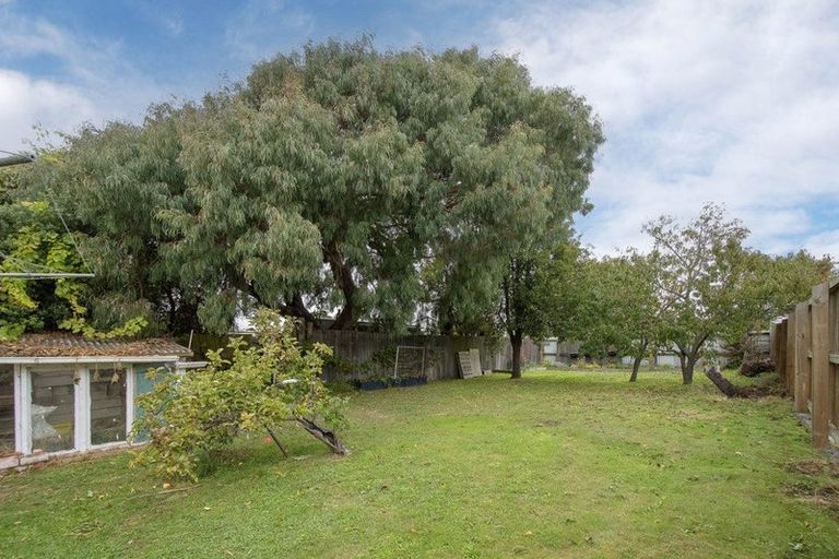 Photo of property in 398 Keyes Road, New Brighton, Christchurch, 8083
