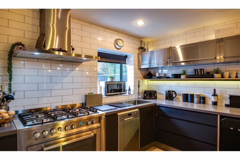 Photo of property in 3/21 Darvel Street, Riccarton, Christchurch, 8011