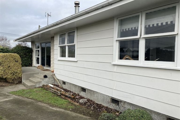 Photo of property in 19 Freyberg Street, Solway, Masterton, 5810