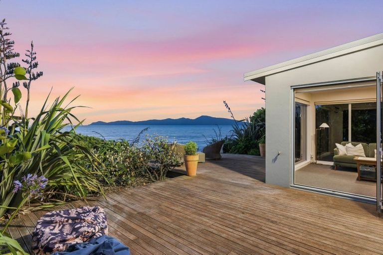 Photo of property in 60 The Esplanade, Raumati South, Paraparaumu, 5032