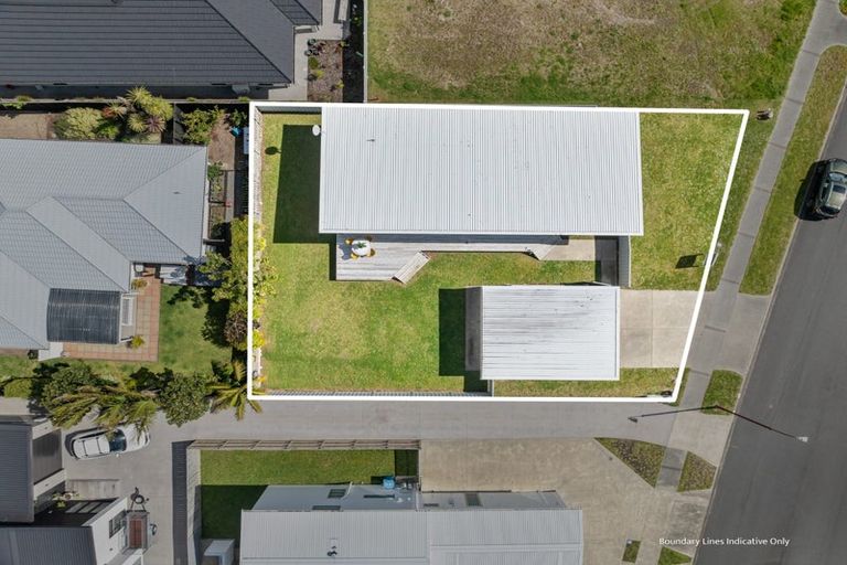 Photo of property in 31 Ata-mahina Way, Ruakaka, 0116