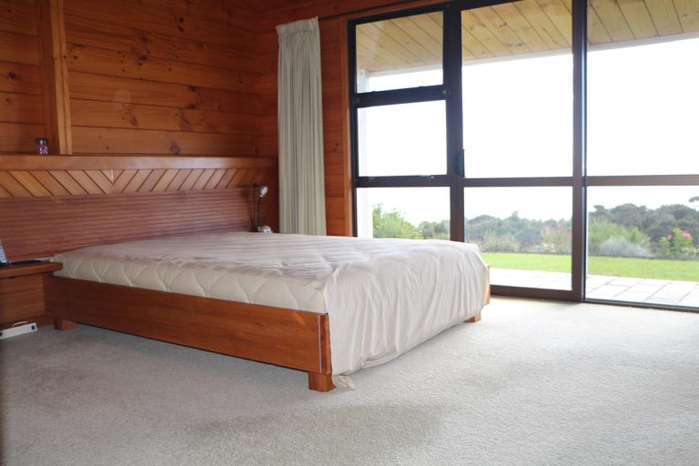 Photo of property in 43 Cable Bay Heights Drive, Cable Bay, 0420