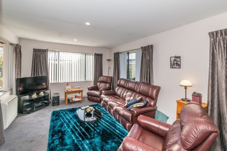 Photo of property in 18 Petries Road, Woodend, 7610