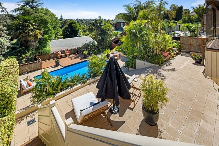 Photo of property in 85 Park Rise, Campbells Bay, Auckland, 0630