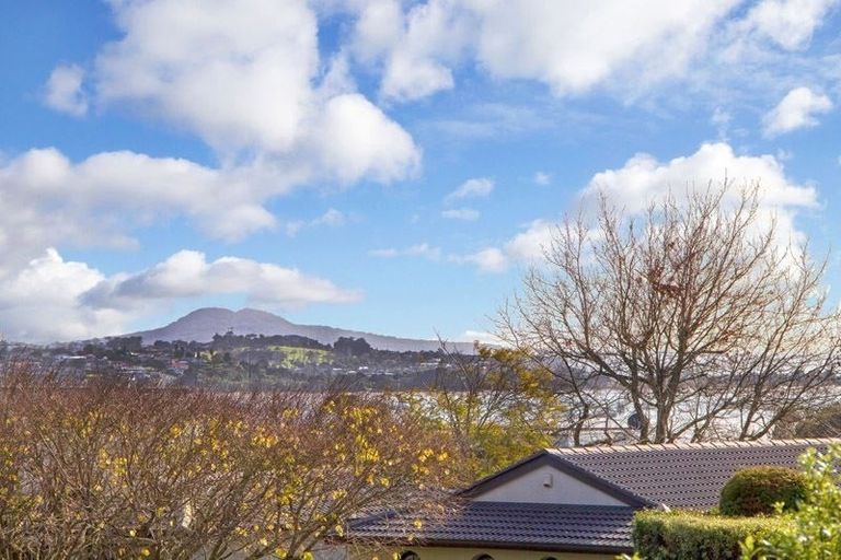 Photo of property in 2a Rachael Place, Farm Cove, Auckland, 2012