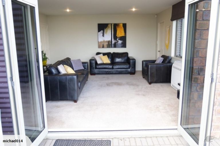 Photo of property in 82 Mountain Road, Western Heights, Rotorua, 3015