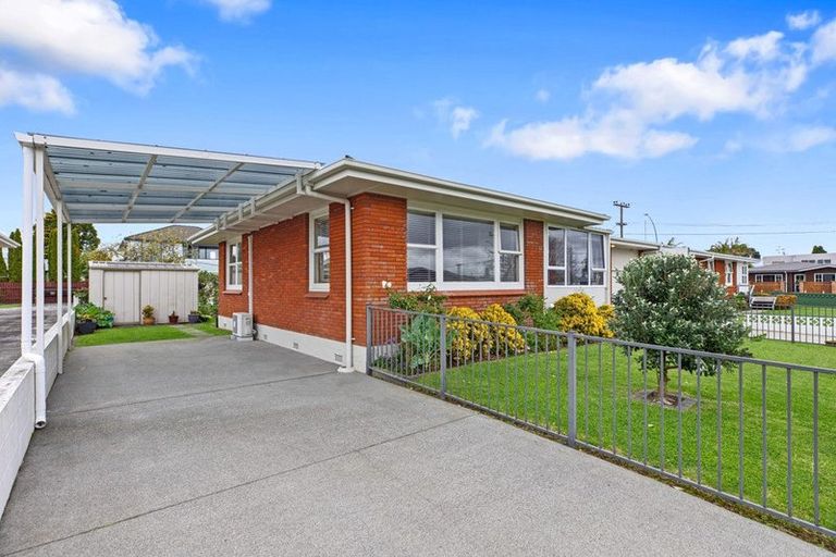 Photo of property in 2 Longwood Lane, Otumoetai, Tauranga, 3110