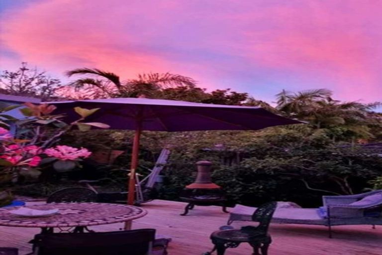 Photo of property in 731 Swanson Road, Swanson, Auckland, 0612