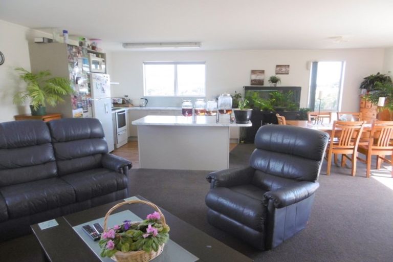 Photo of property in 37 Valley Road, Hikurangi, 0114
