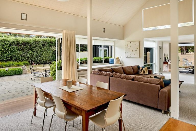 Photo of property in 97 Oxford Street, Martinborough, 5711