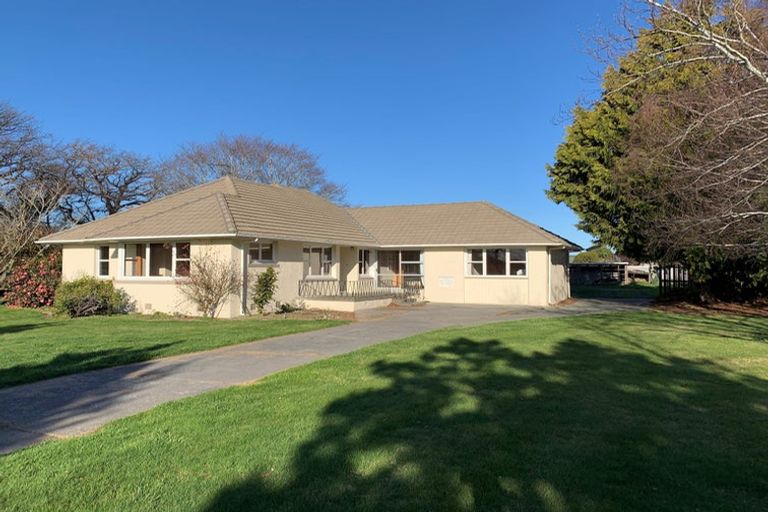 Photo of property in High Street, Leeston, 7632